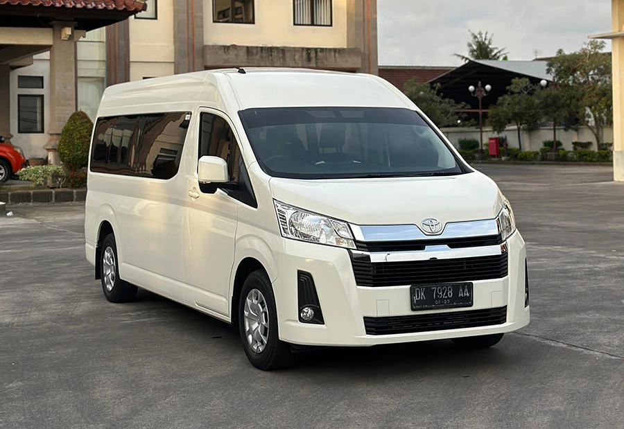 4. Toyota Hiace Premio 12 Seats